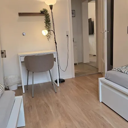 Hagenstay Delstern 1