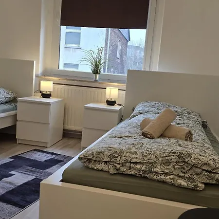 Hagenstay Delstern 1 *